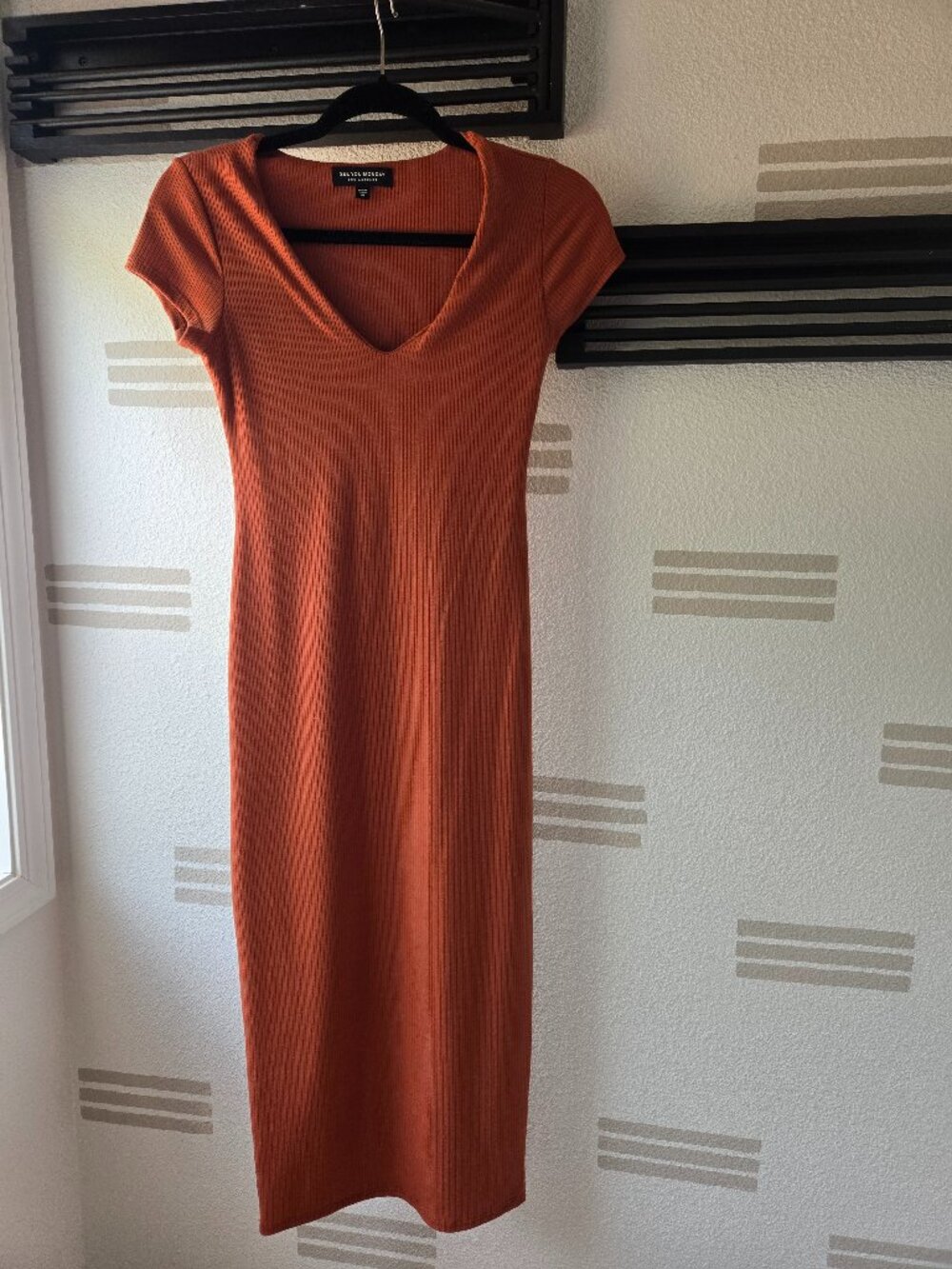 See You Monday Dresses | See You Monday Everyday V-Neck Short Sleeve Midi Dress